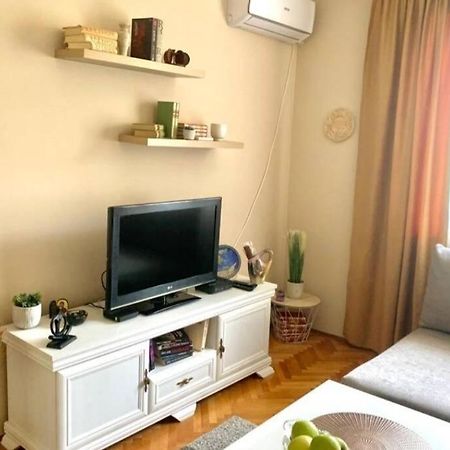 Cute, Spacious Apt In The Heart Of The Old Town Podgoriţa Exterior foto